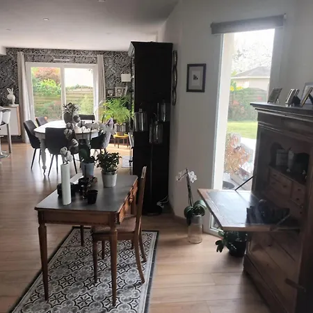 Grande Maison Familiale Et Cossue